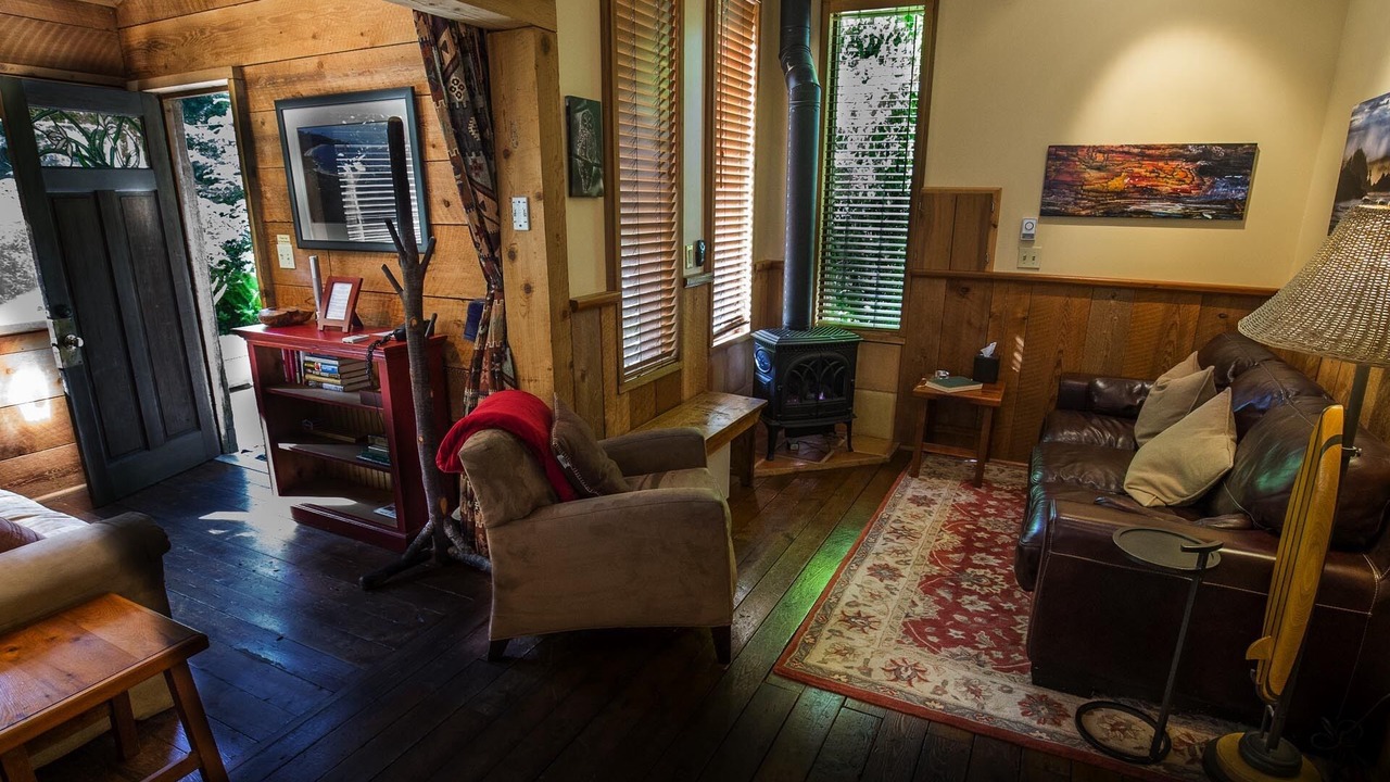 Photo of Livingroom in Tofino