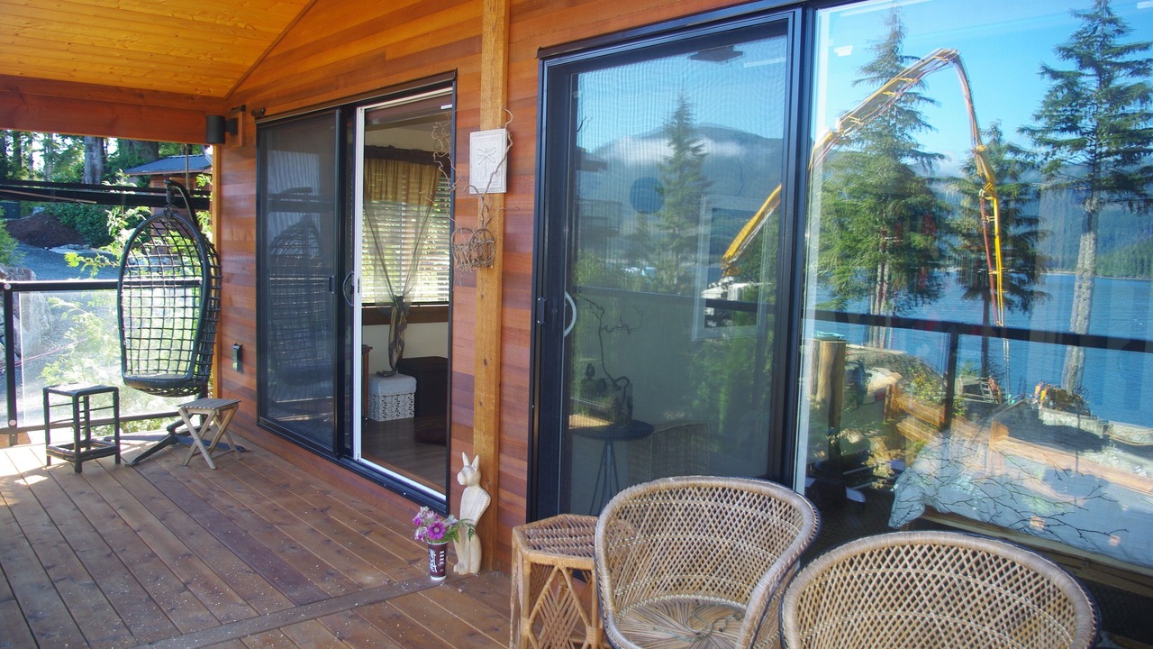 Photo of Patio Balcony in Port Renfrew
