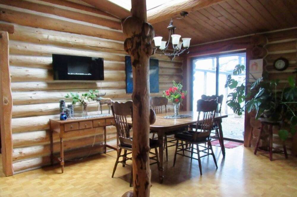 Photo of Kitchen in Juan de Fuca Electoral Area