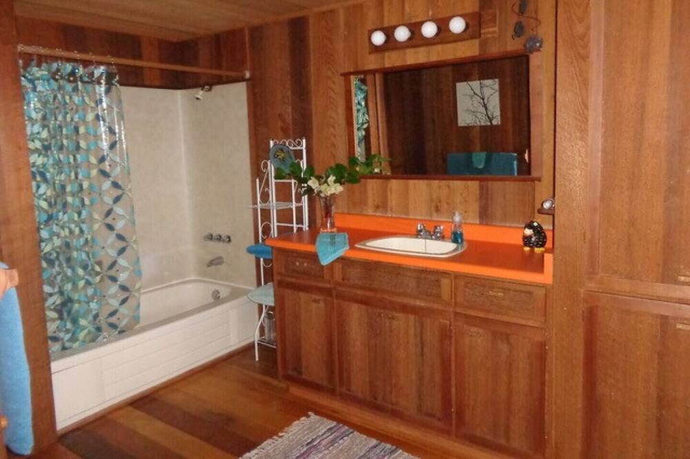 Photo of Bathroom in Juan de Fuca Electoral Area