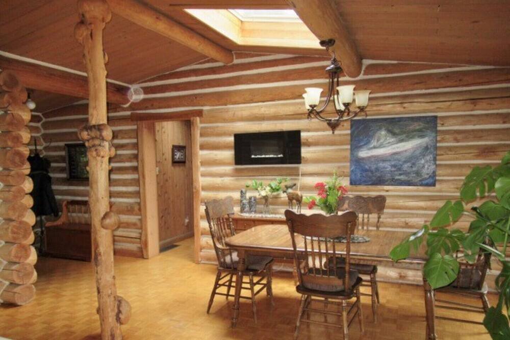 Photo of Bedroom in Juan de Fuca Electoral Area