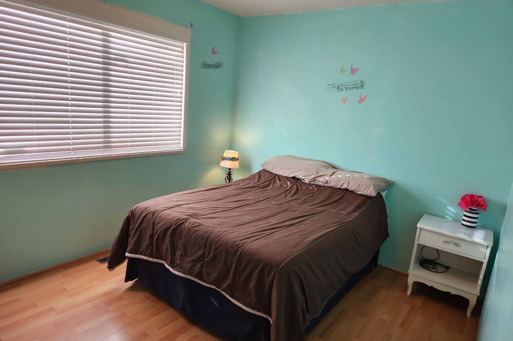 Photo of Bedroom in Guildford