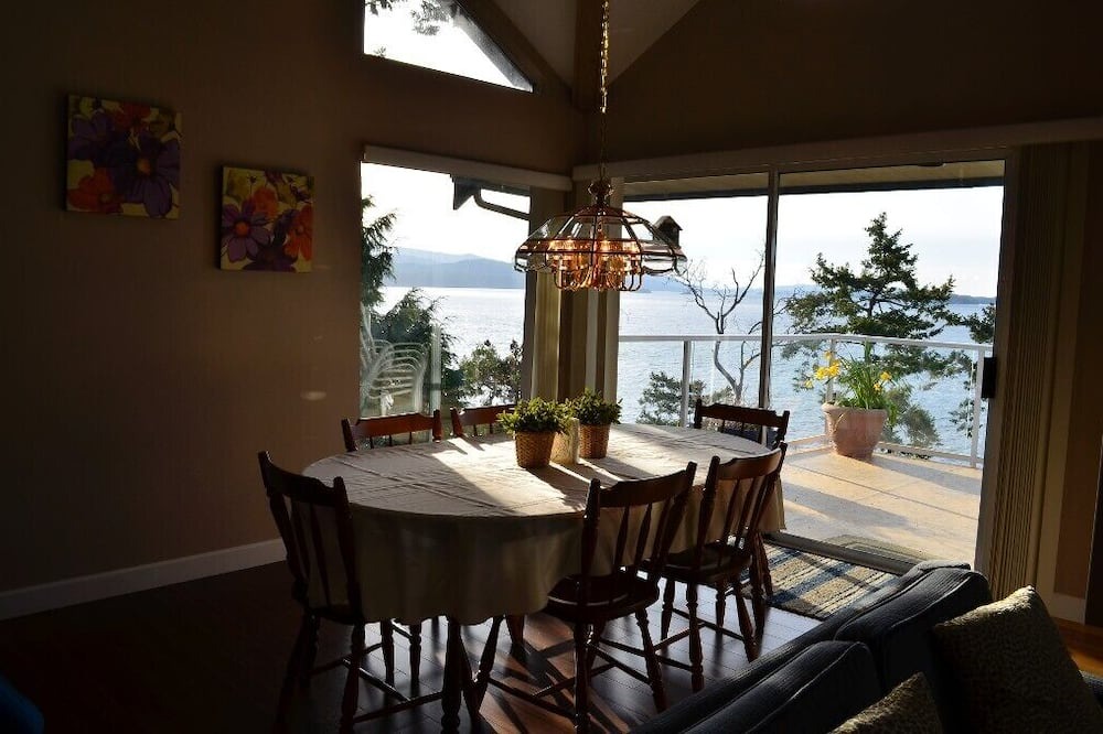 Photo of Kitchen in Pender Island