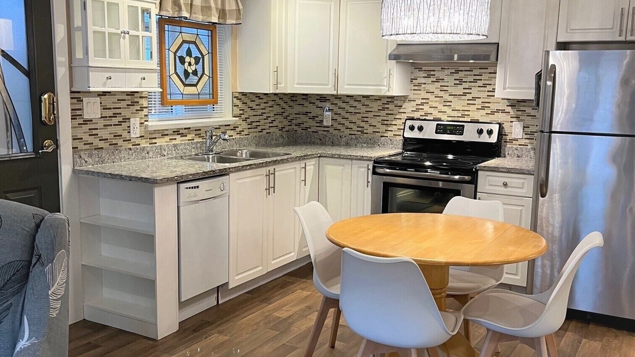 Photo of Kitchen in Booktown