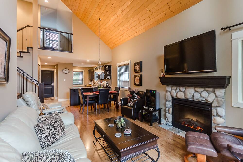 Photo of Livingroom in Regional District of Nanaimo