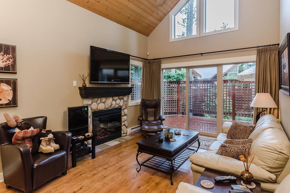 Photo of Livingroom in Regional District of Nanaimo
