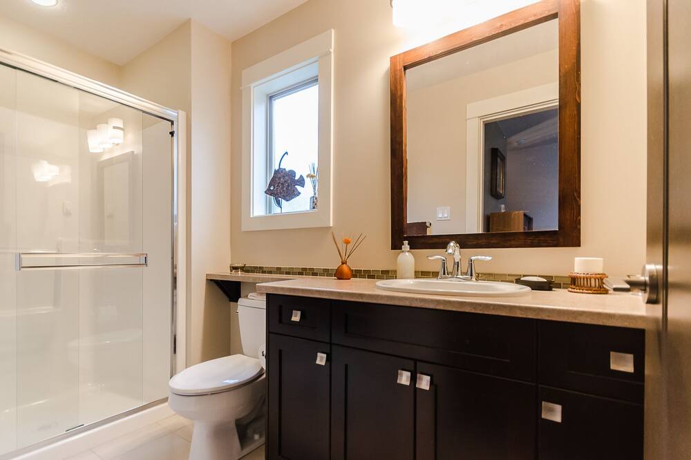 Photo of Bathroom in Regional District of Nanaimo