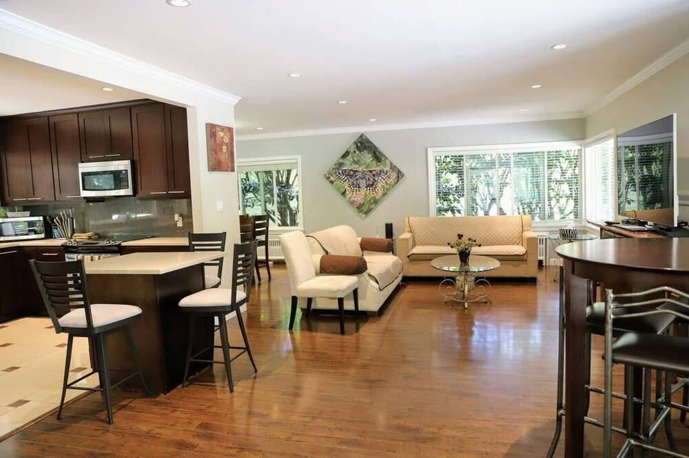 Photo of Bedroom in West Vancouver