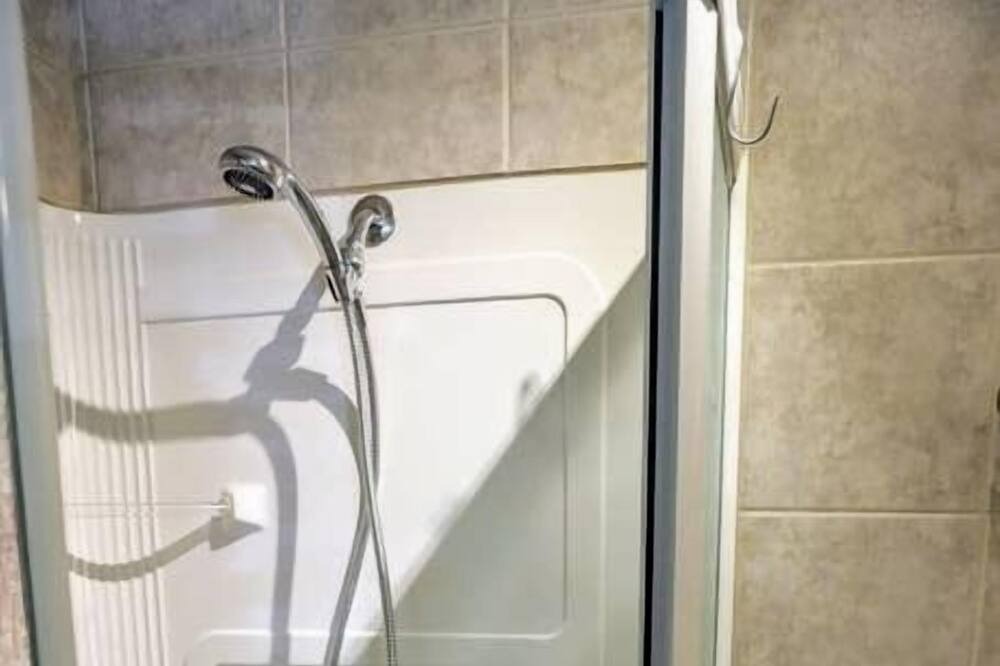 Photo of Bathroom in West Vancouver