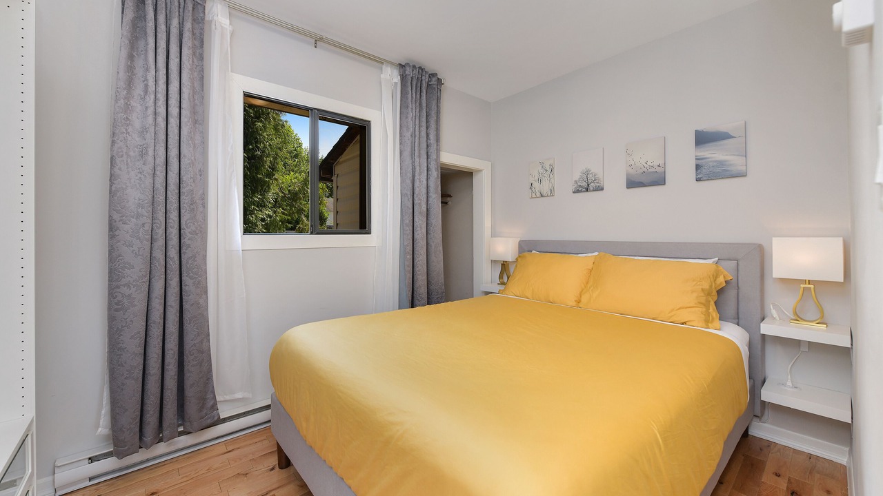 Photo of Bedroom in Lake Cowichan