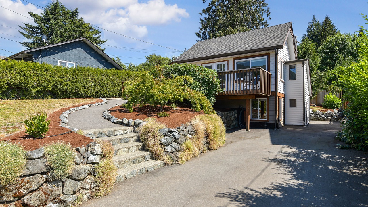Photo of Outdoor in Lake Cowichan