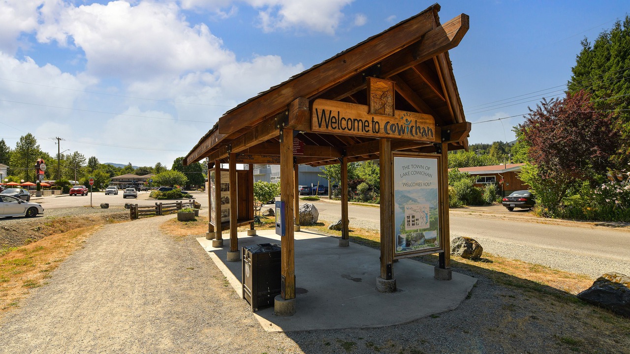 Photo of Outdoor in Lake Cowichan