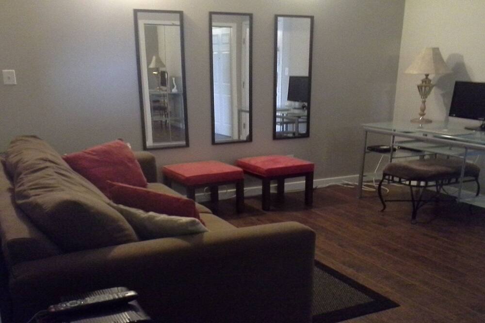 Photo of Livingroom in Central Okanagan