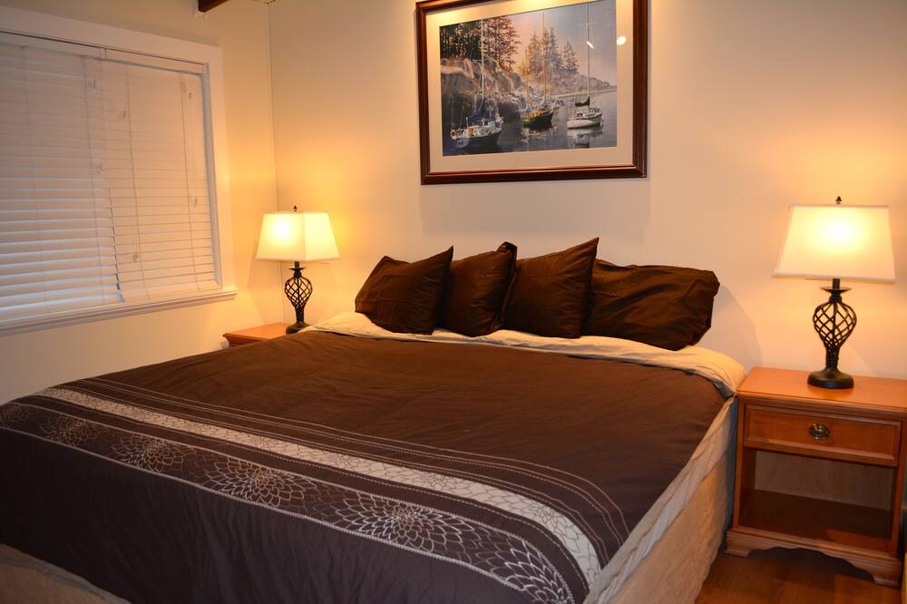 Photo of Bedroom in Comox