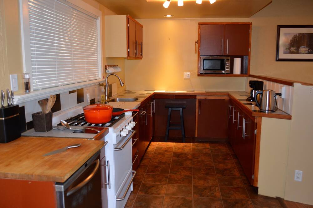 Photo of Kitchen in Comox