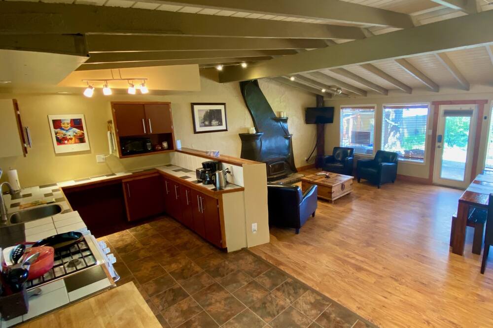 Photo of Kitchen in Comox