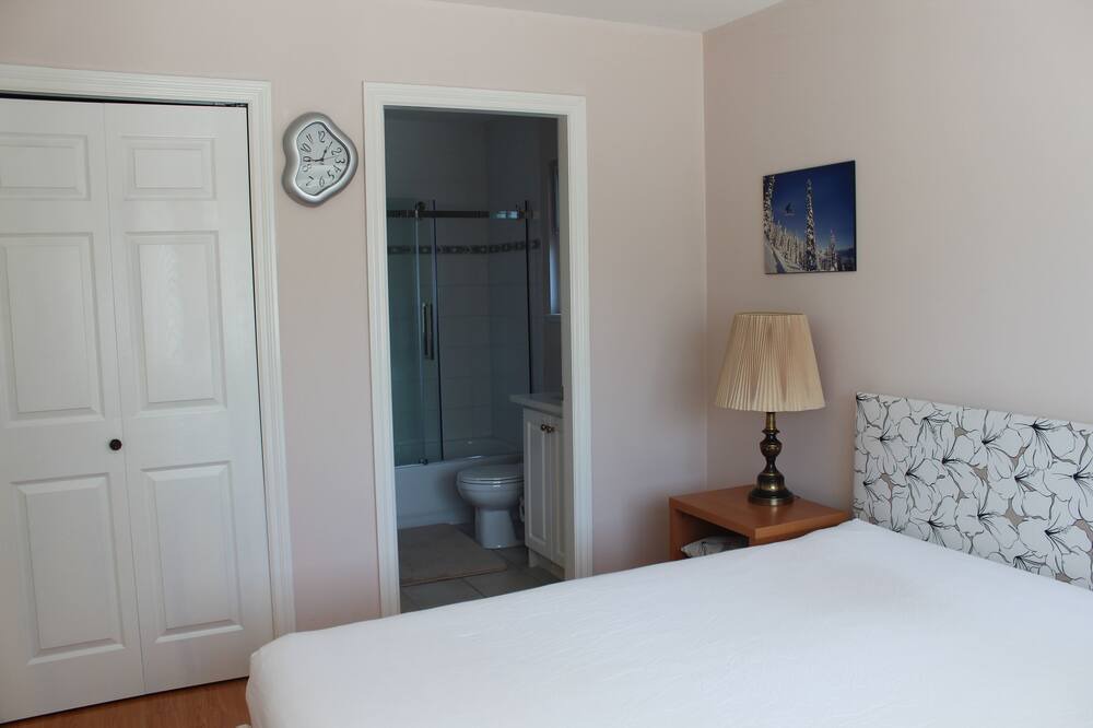 Photo of Bedroom in Guildford
