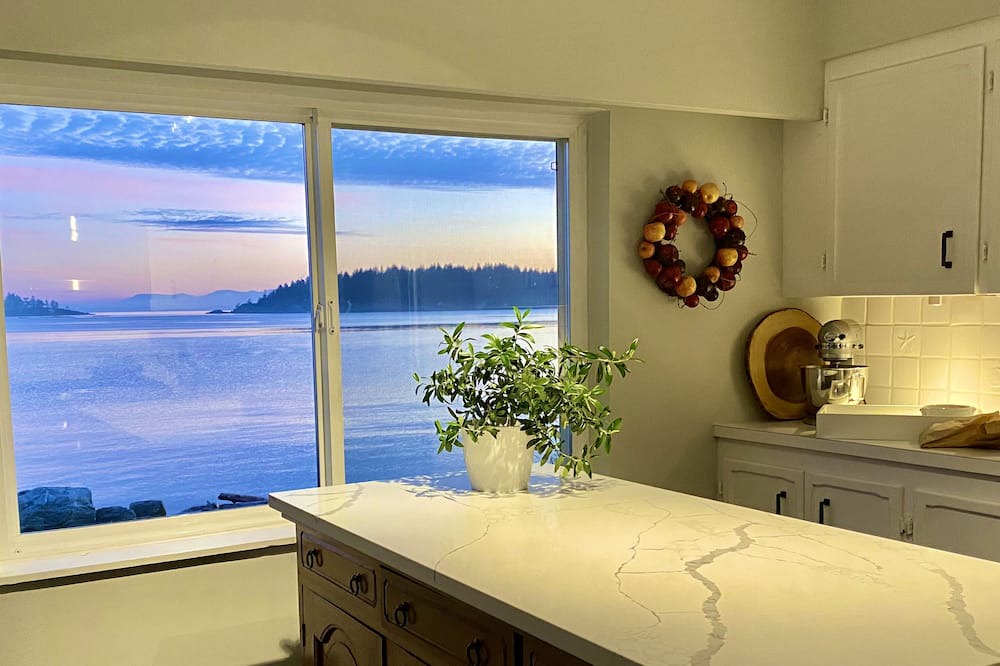 Photo of Kitchen in West Sechelt