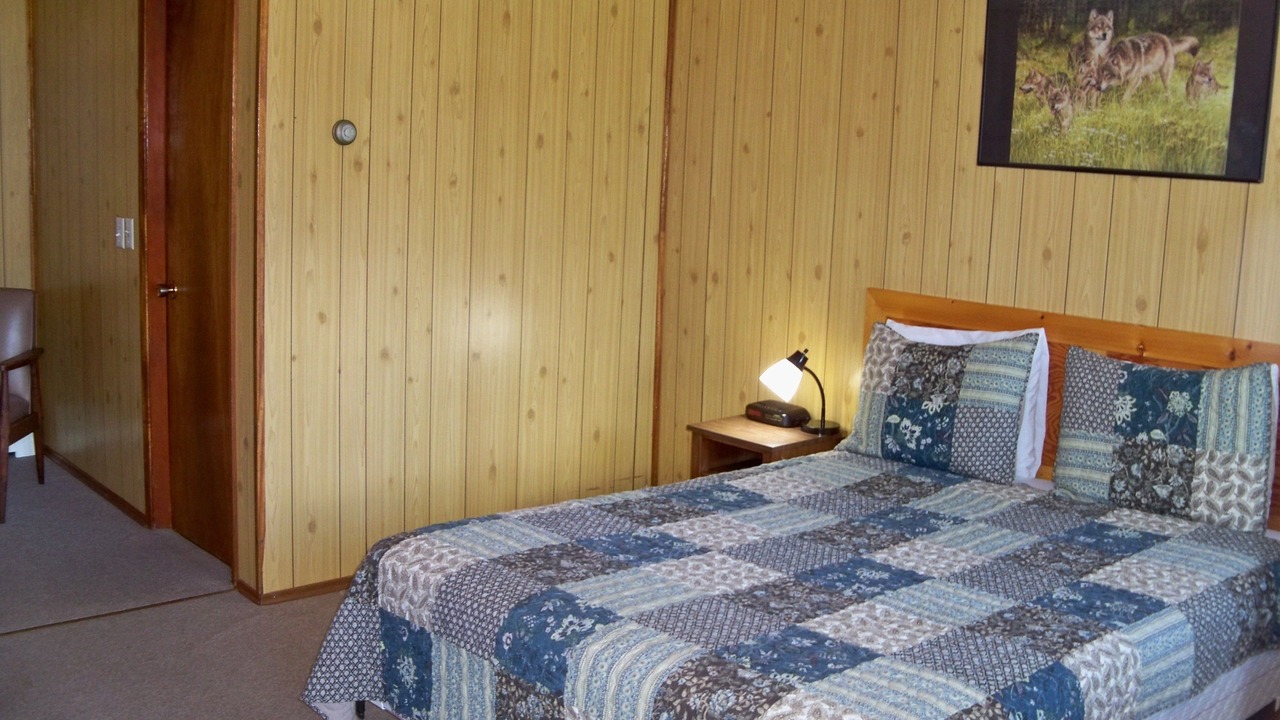 Photo of Bedroom in Haines Junction