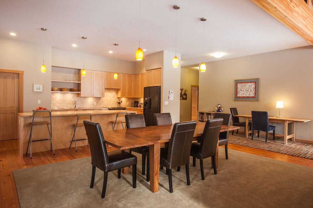 Photo of Kitchen in Revelstoke