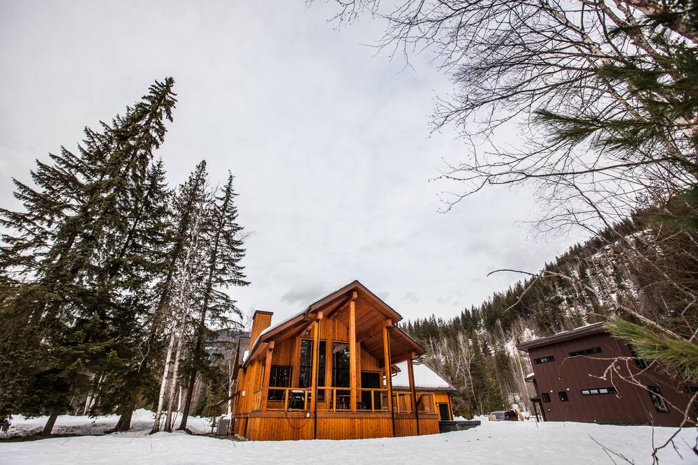 Photo of Outdoor in Revelstoke