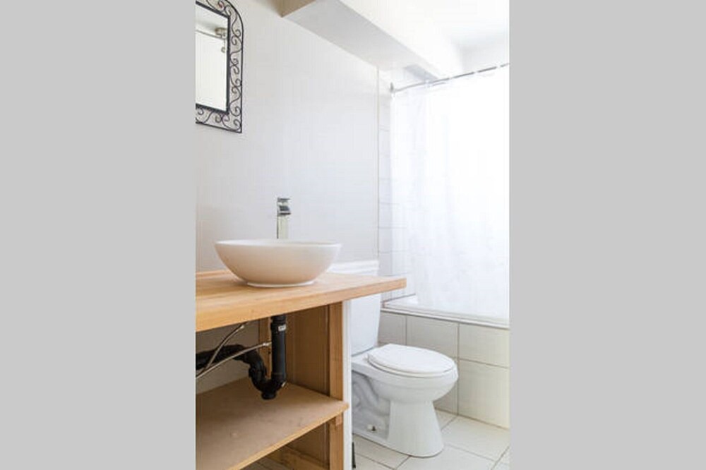 Photo of Bathroom in Saint-Bruno-de-Montarville
