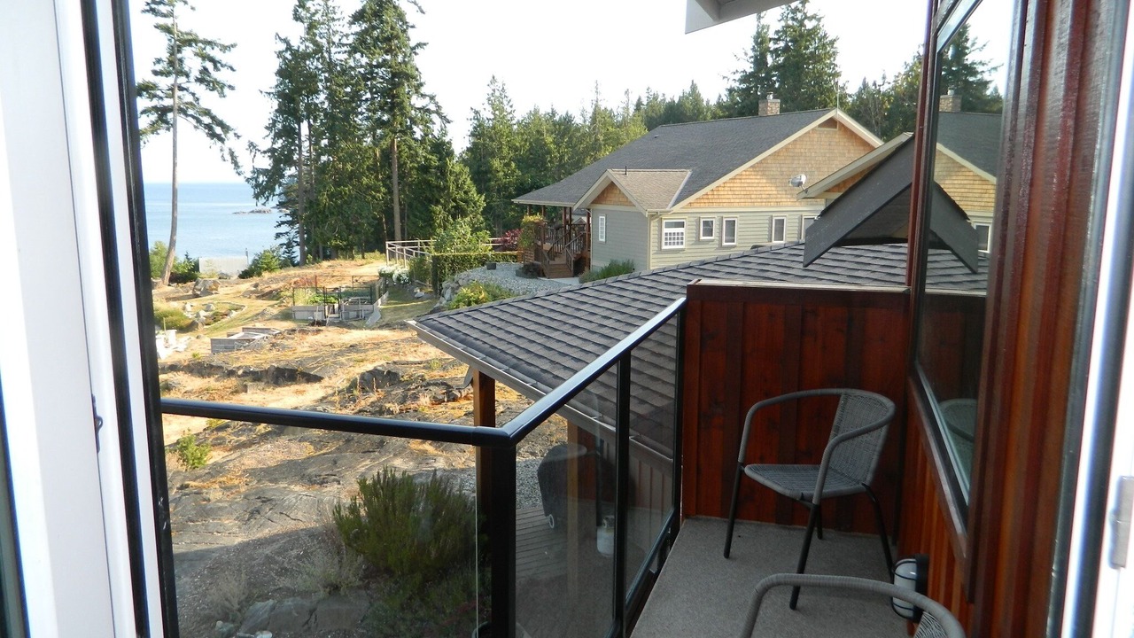 Photo of Outdoor in Madeira Park