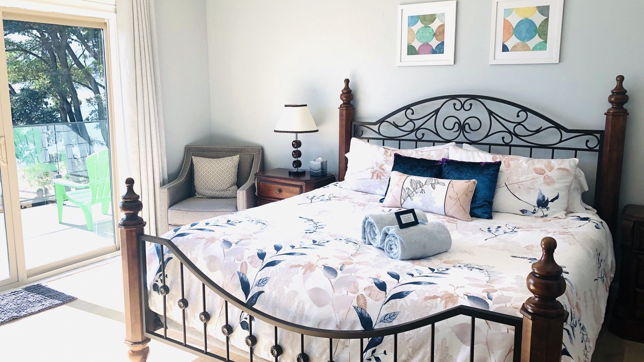 Photo of Bedroom in South Central