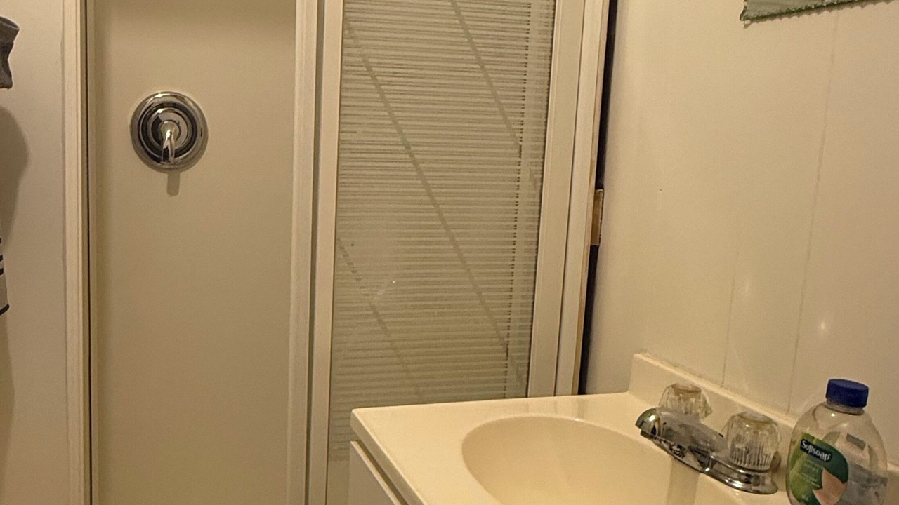 Photo of Bathroom in Yellowhead County