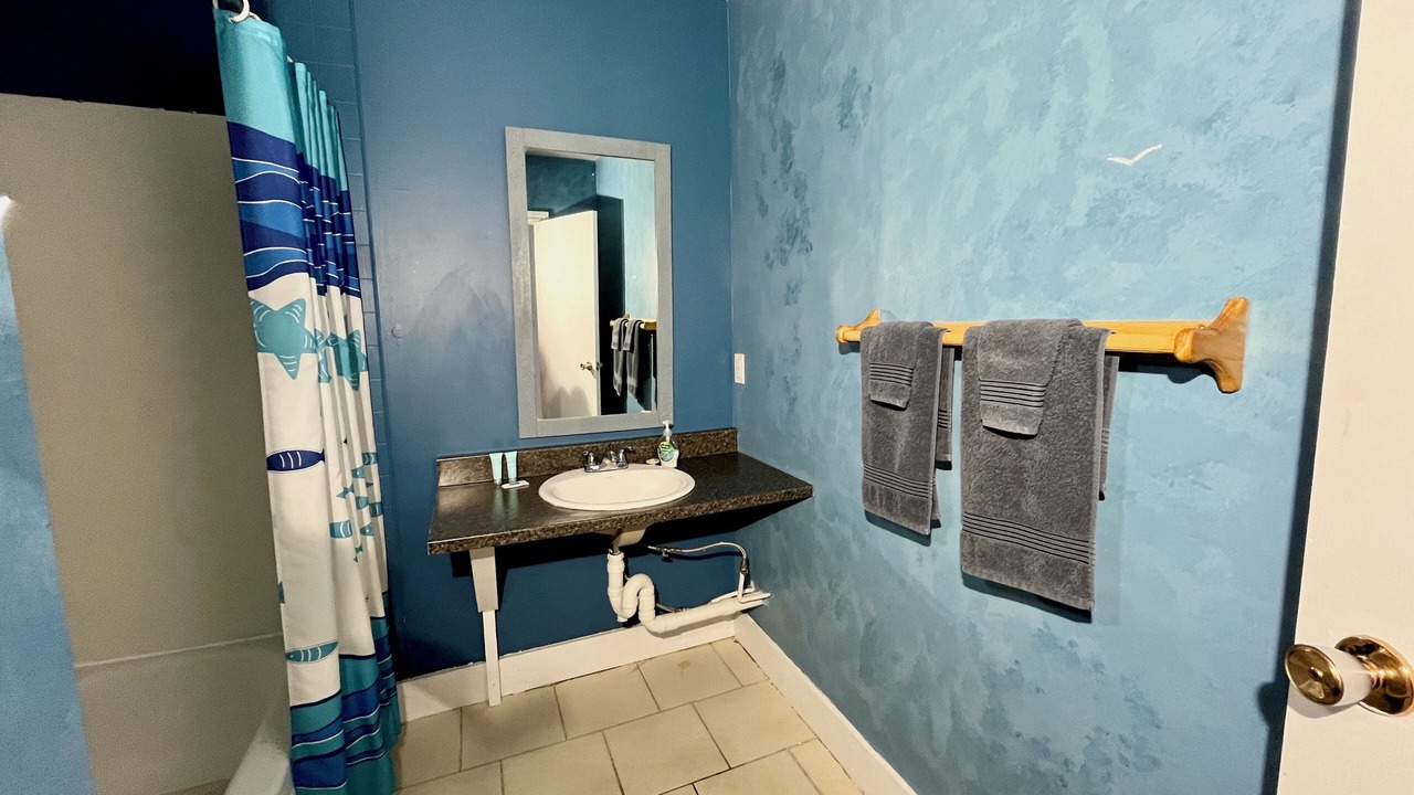 Photo of Bathroom in Daniel's Harbour