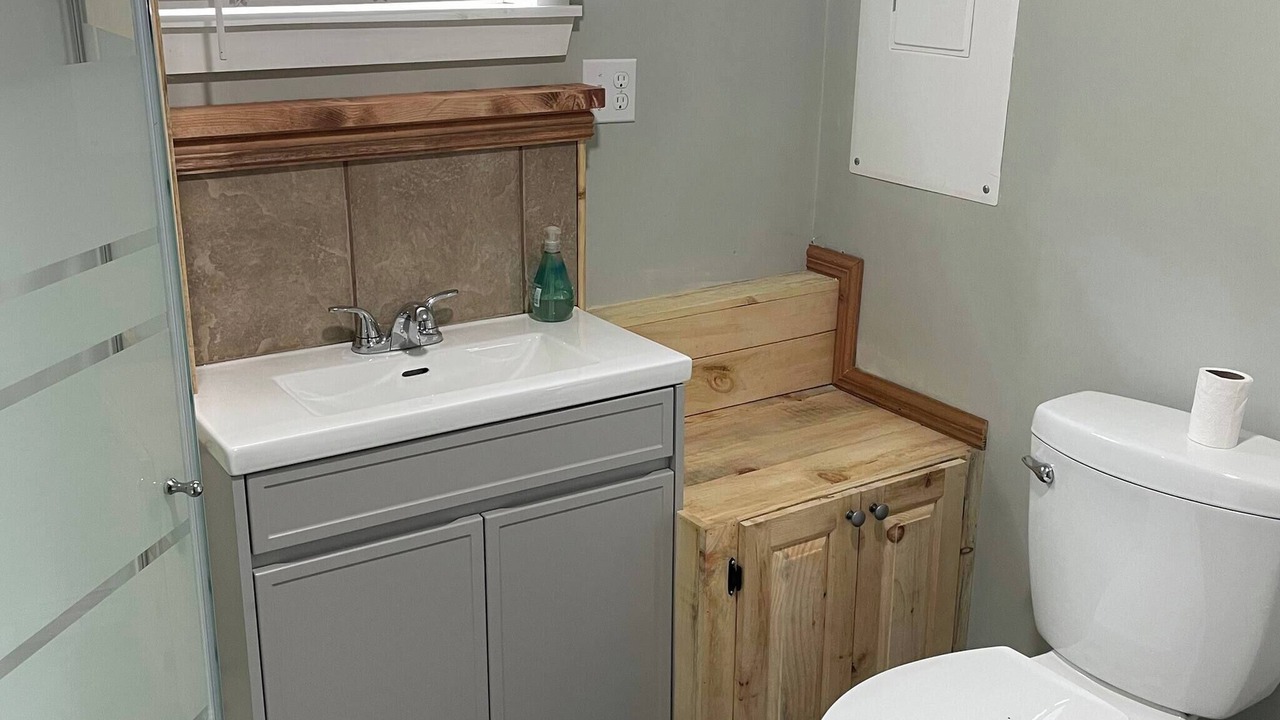 Photo of Bathroom in Valley Road