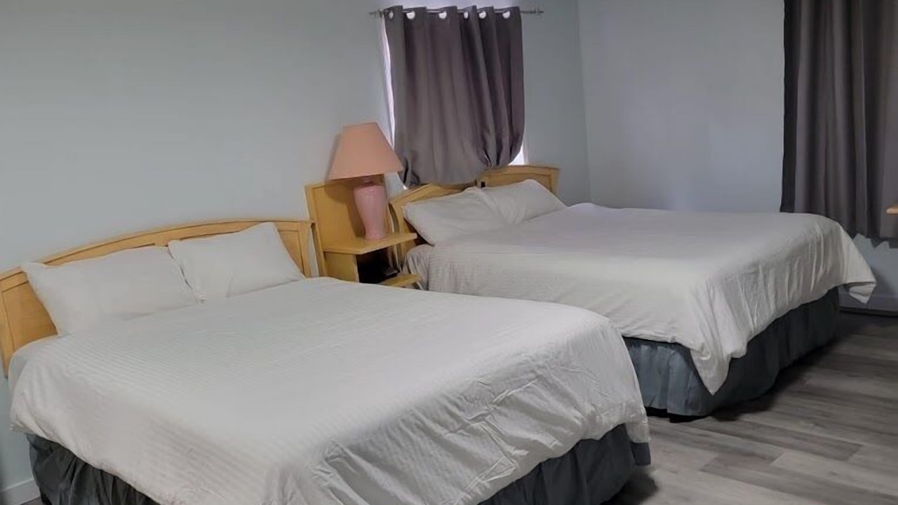 Photo of Bedroom in Sylvan Lake