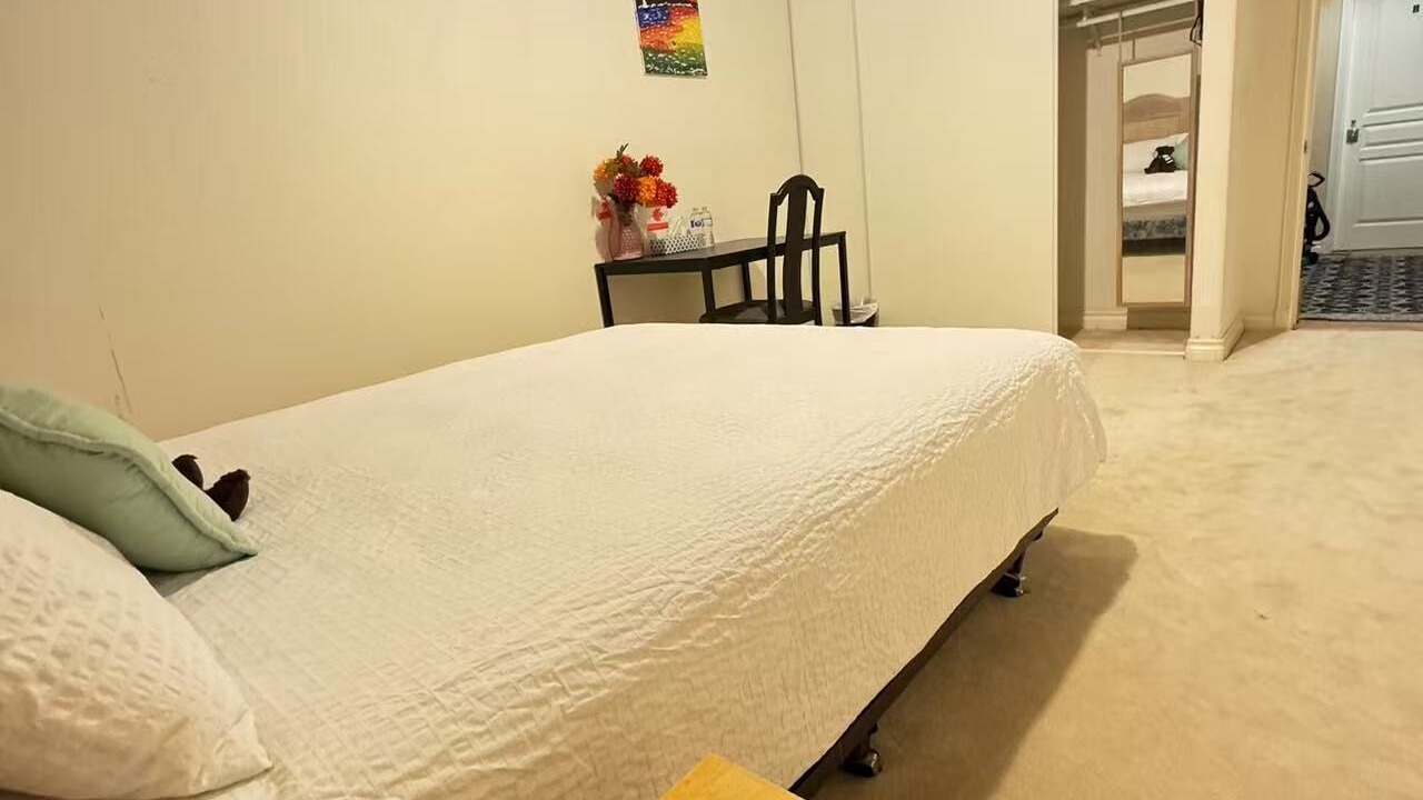 Photo of Bedroom in Oakridge