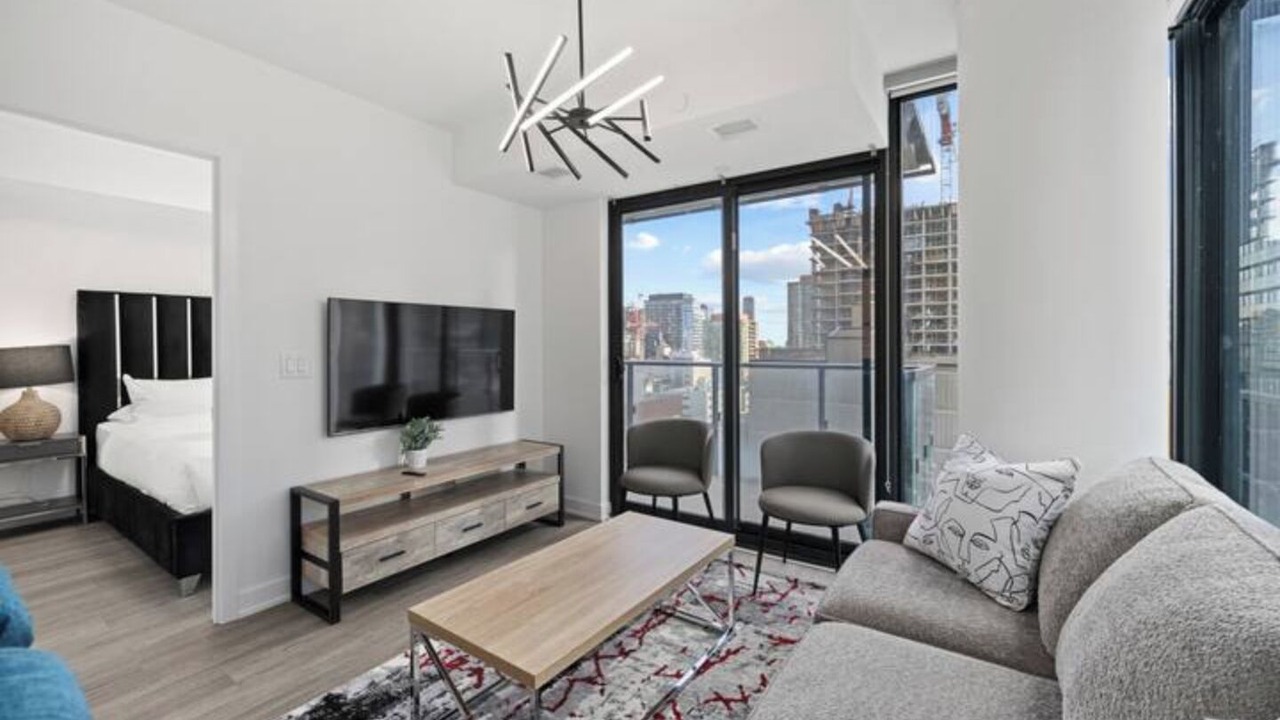 Photo of Livingroom in Garden District