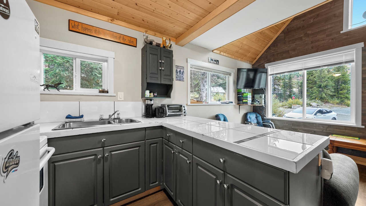 Photo of Kitchen in Hemlock Valley