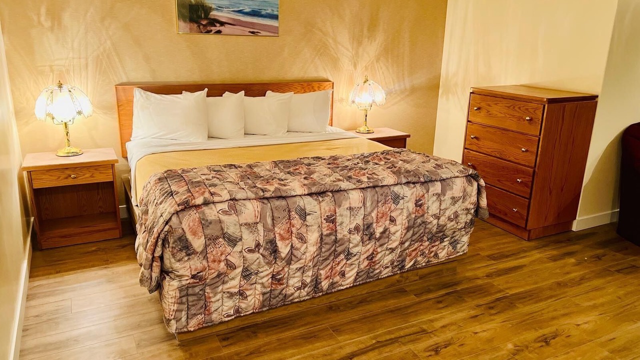 Photo of Bedroom in Red Deer