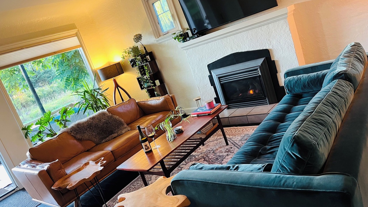 Photo of Livingroom in South Central