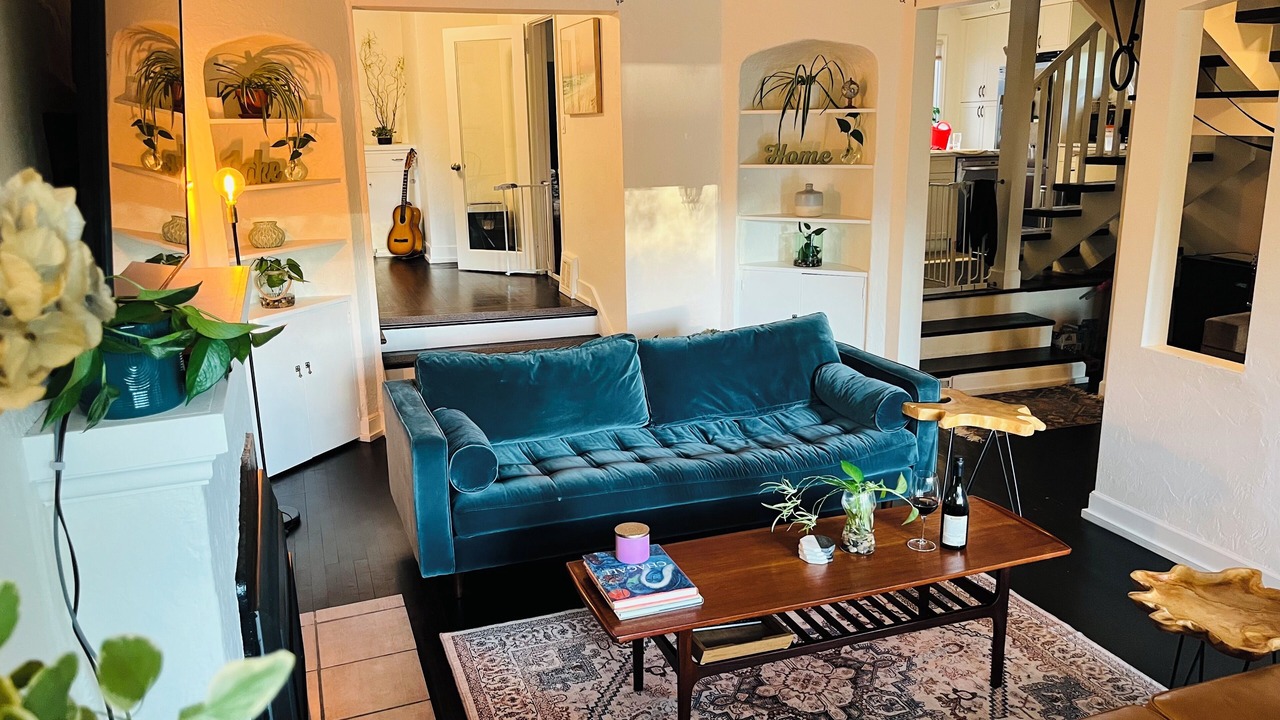 Photo of Livingroom in South Central