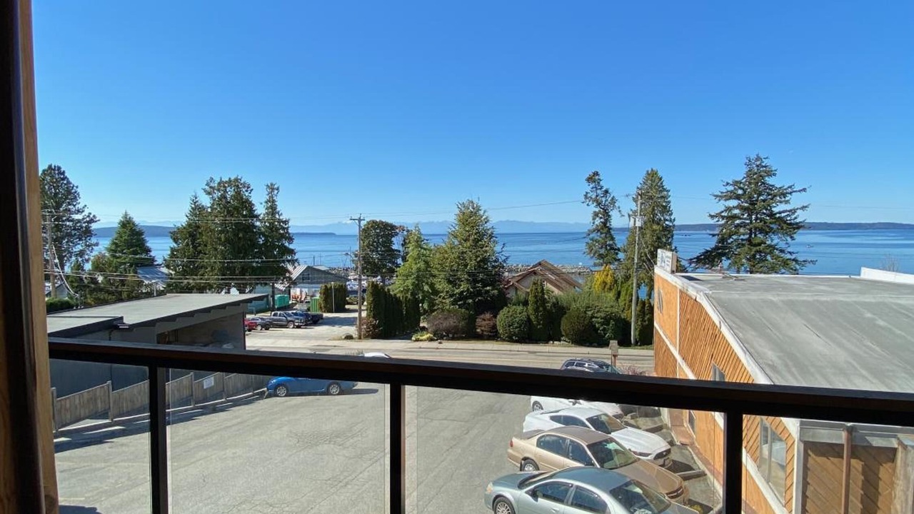 Photo of Patio Balcony in Powell River