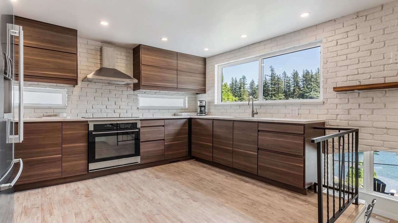 Photo of Kitchen in Cultus Lake