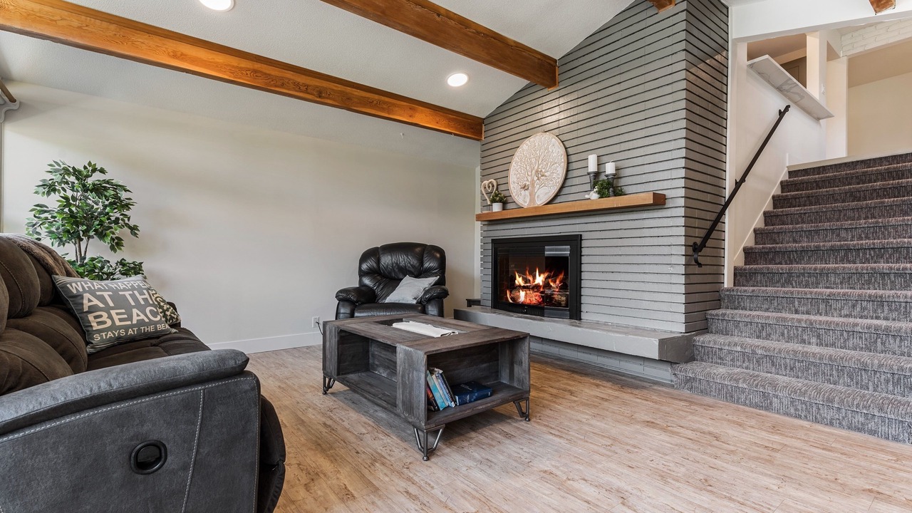 Photo of Livingroom in Cultus Lake
