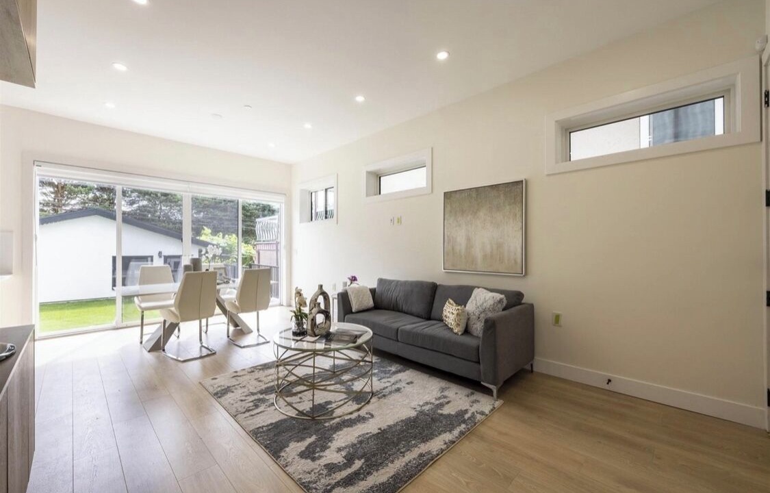 Photo of Livingroom in East Side