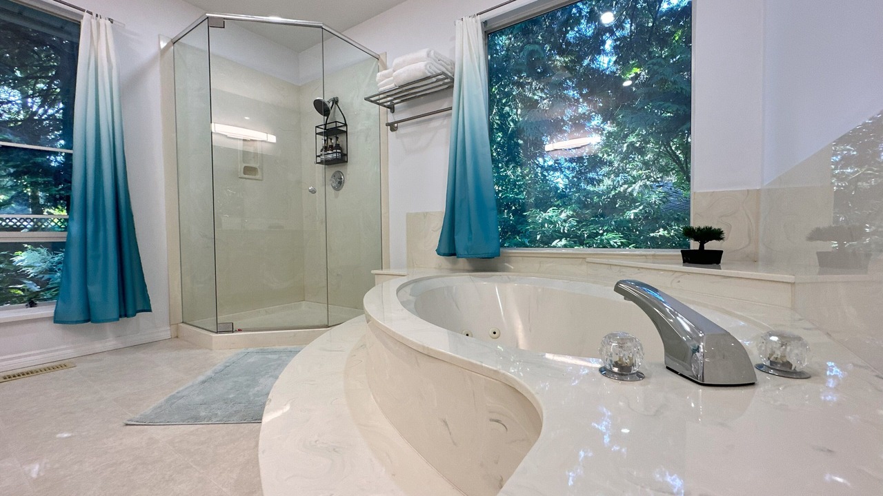Photo of Bathroom in East Newton North