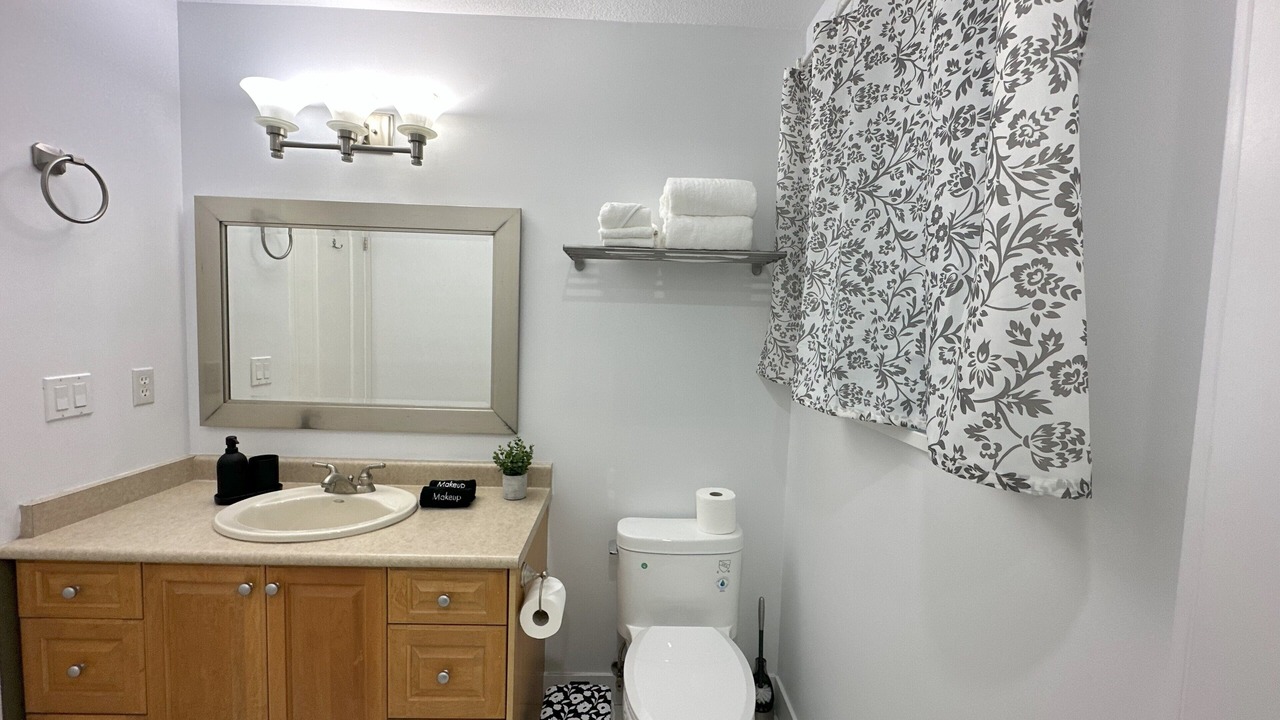Photo of Bathroom in East Newton North