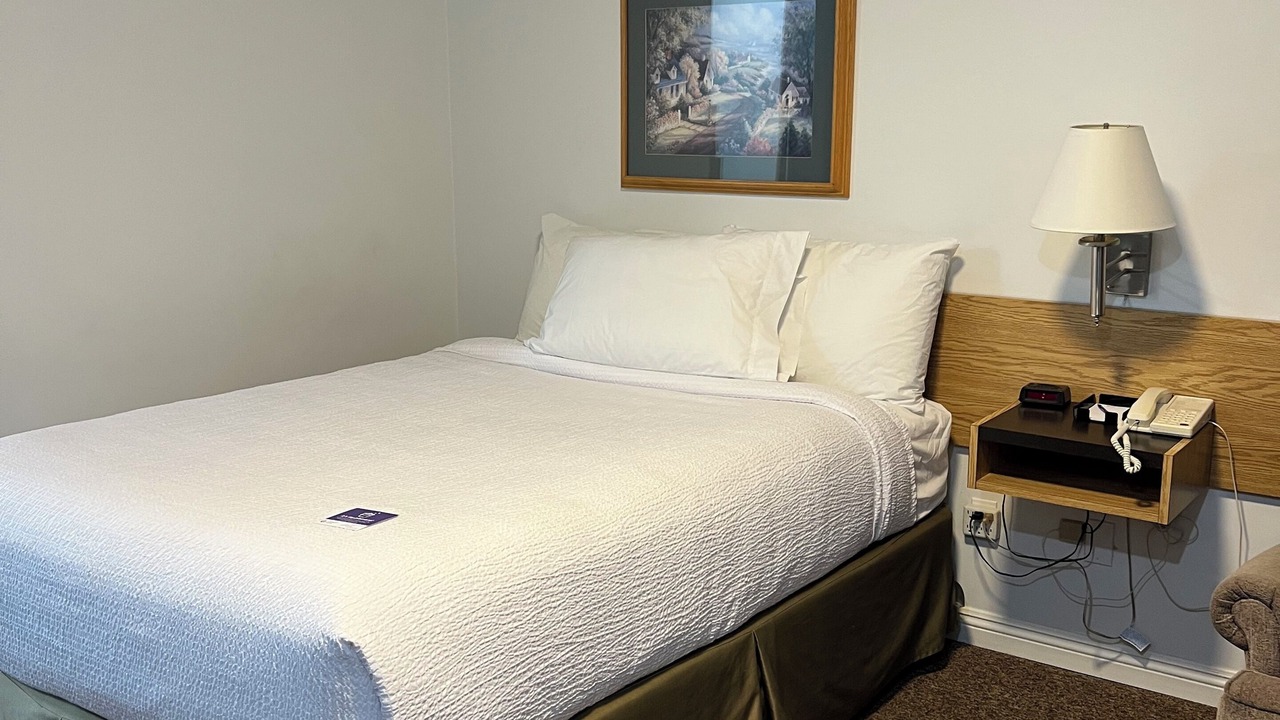 Photo of Bedroom in Whitecourt
