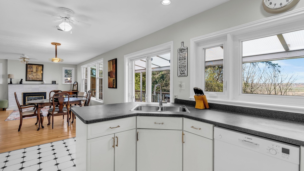 Photo of Kitchen in Niagara Falls