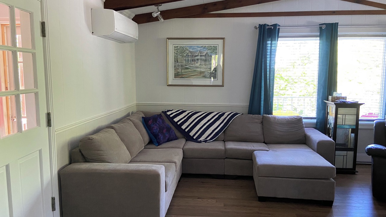 Photo of Livingroom in Terra Nova