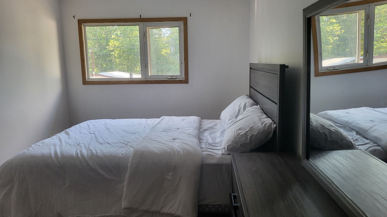 Photo of Bedroom in Haines Junction