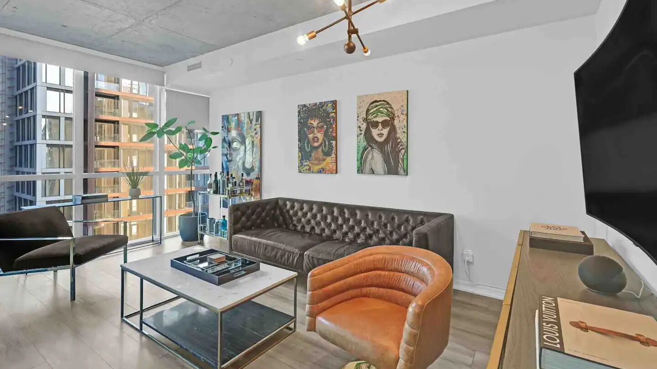 Photo of Livingroom in Wellington Place
