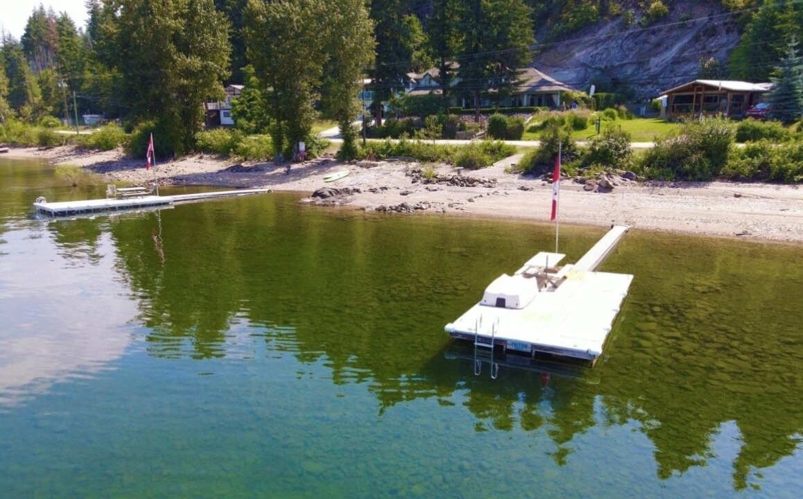 Photo of Others in Blind Bay